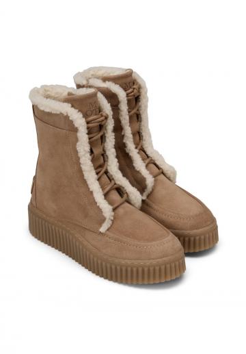 Зимние ботинки