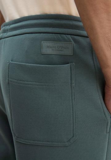 Спортивные штаны