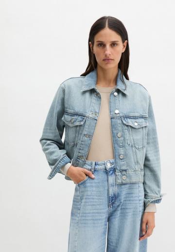 Джинсовая куртка