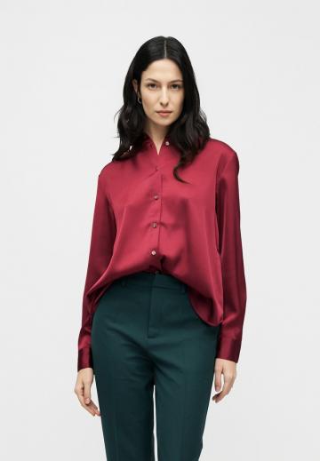Атласная блузка