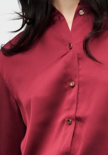 Атласная блузка