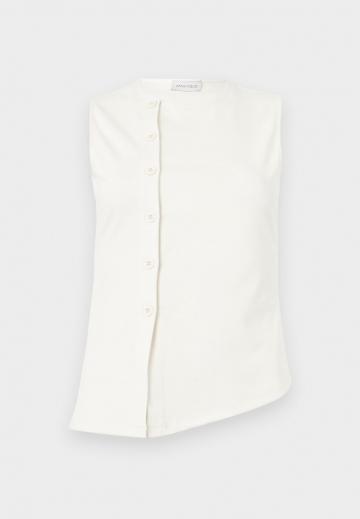 Блузка без рукавов