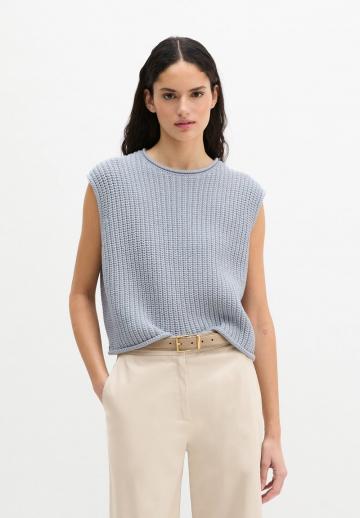 Пуловер без рукавов