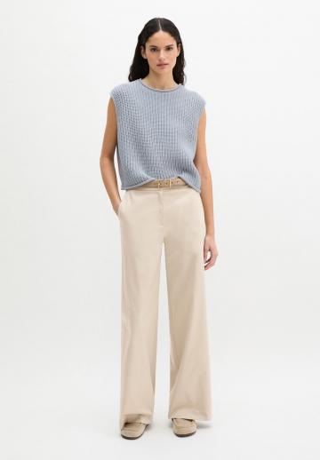 Пуловер без рукавов