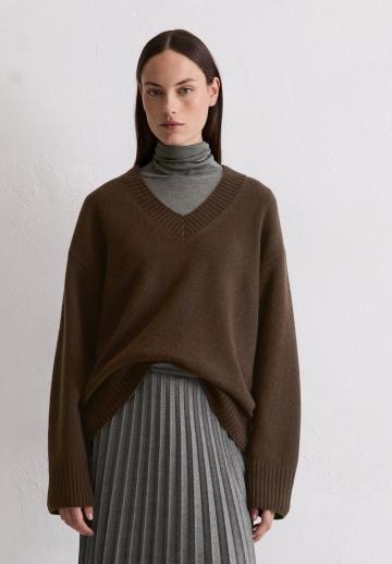 Длинный пуловер