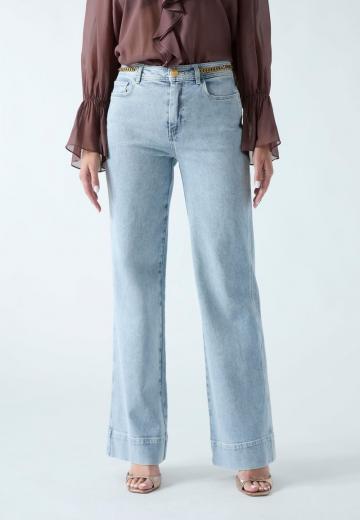 Клешеные джинсы