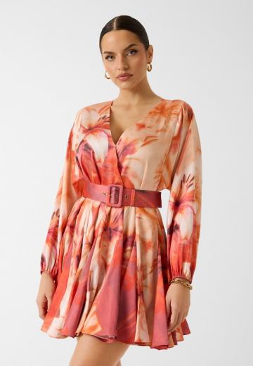 Короткое платье