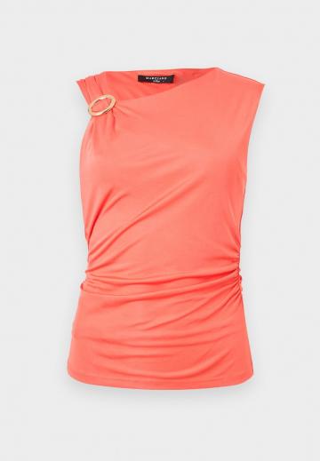 Блузка без рукавов