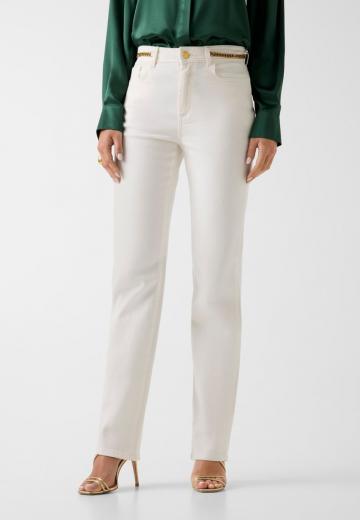 Прямые джинсы