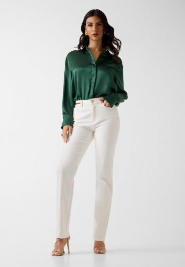 Прямые джинсы