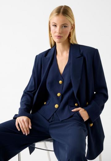 Короткое пальто