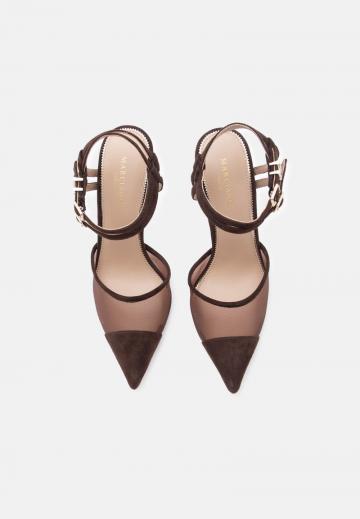 Туфли на высоком каблуке