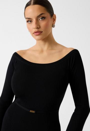 Платье футляр