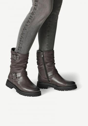 Зимние ботинки