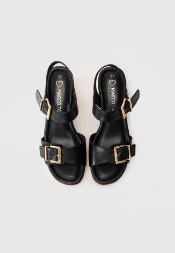 Босоножки на танкетке