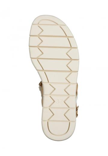 Босоножки на танкетке