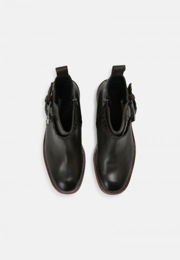 Полусапожки на платформе