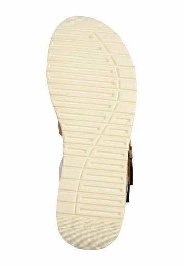 Босоножки на танкетке