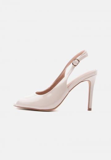 Туфли с открытым носом