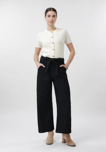 Короткие джинсы