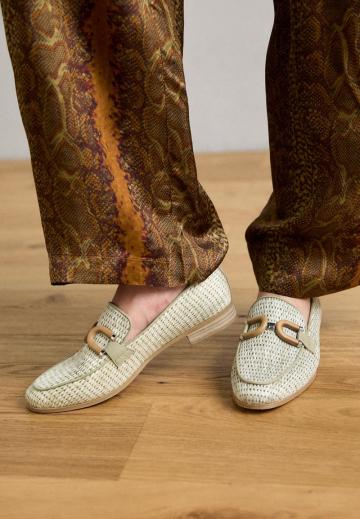 Полуботинки