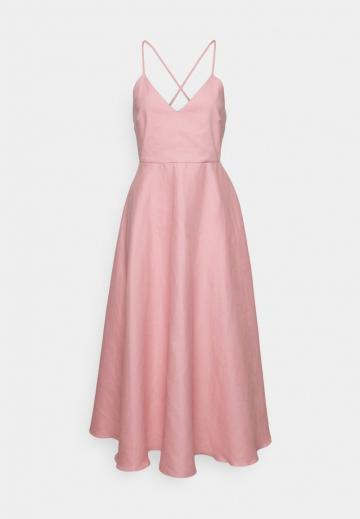 Летнее платье