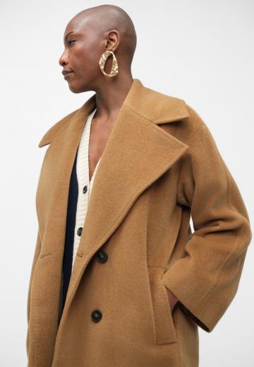 Шерстяное пальто