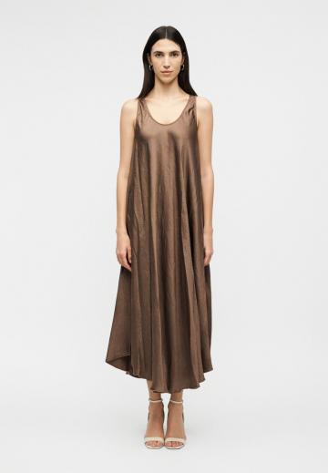 Длинное платье