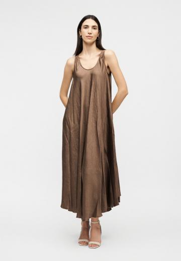 Длинное платье