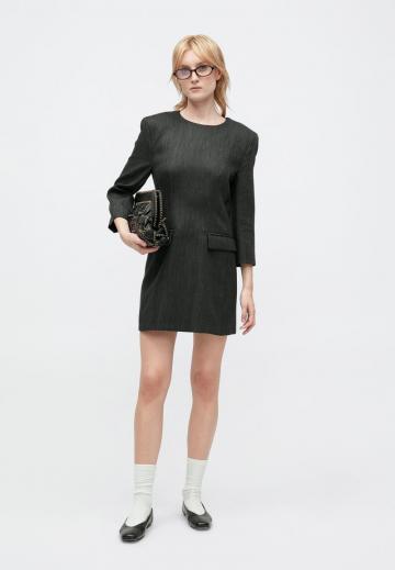 Короткое платье