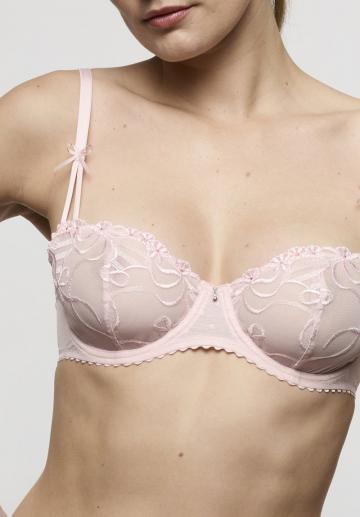 Бюстгальтер