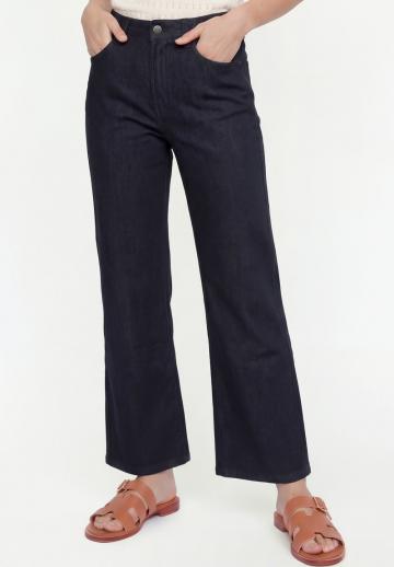 Клешеные джинсы