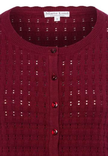 Вязаная кофта