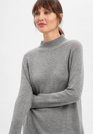 Вязаное платье