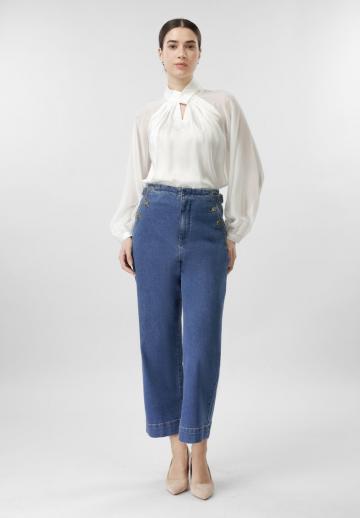 Прямые джинсы