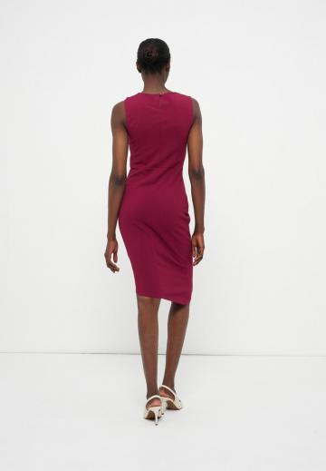 Платье футляр