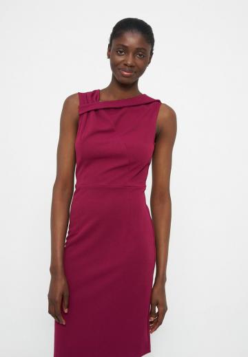 Платье футляр