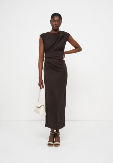 Длинное платье