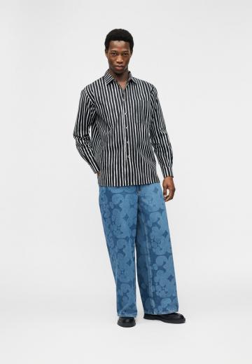 Свободные джинсы