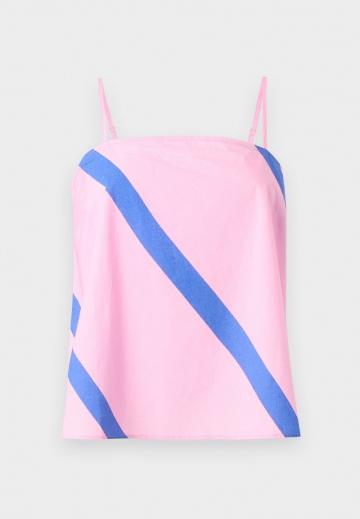 Топ на бретельках