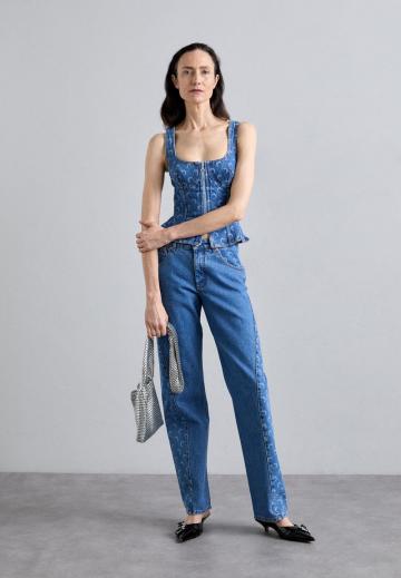 Джинсы бойфренда