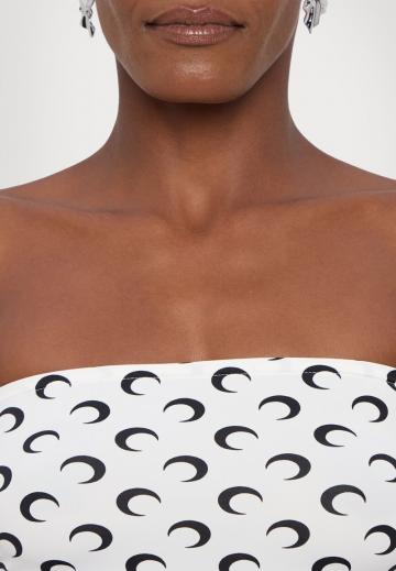 Топ без бретелек