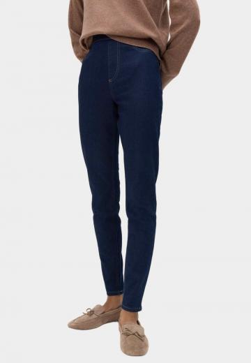 Узкие джинсы