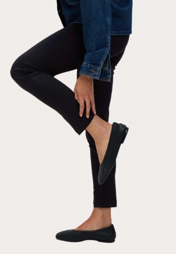 Узкие брюки