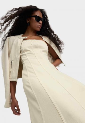 Платье без бретелек