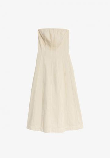 Платье без бретелек