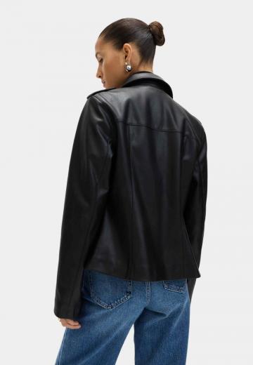 Кожаная куртка