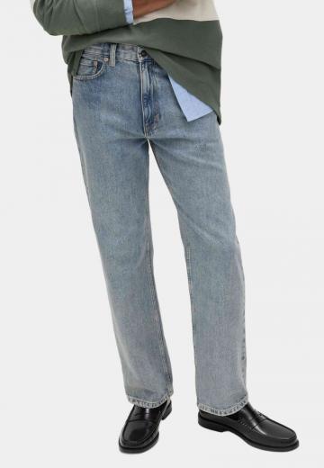 Прямые джинсы