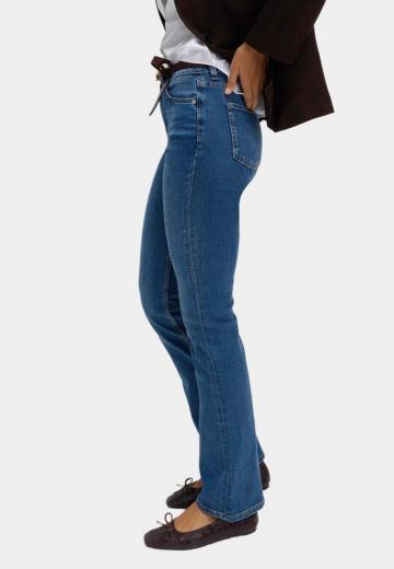 Клешеные брюки