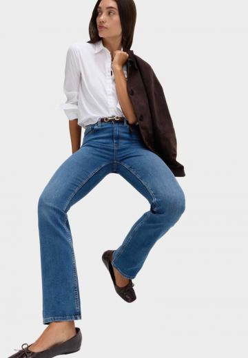 Клешеные брюки